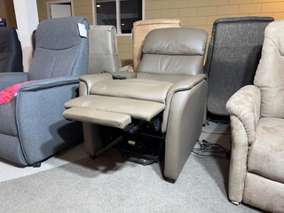 Sta-op stoel, taupe leder